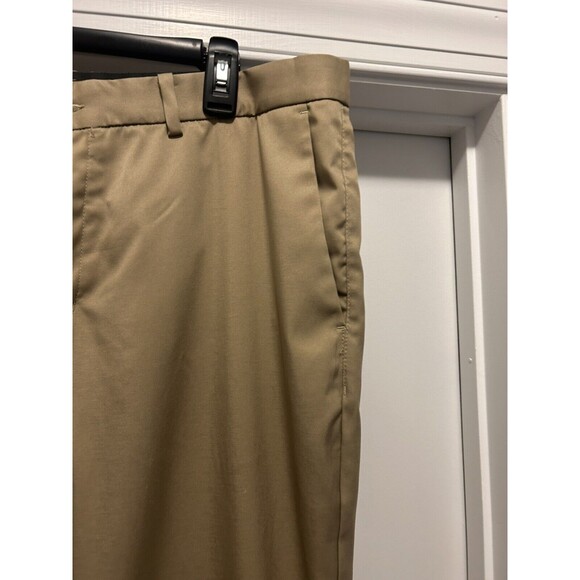 Nike Dri Fit Golf Pants Mens Size 36x30 Tan Khaki Stretch Fit Straight Leg Beige - Picture 2 of 7